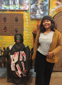 FLOWER NEW ARRIVAL FROM UGANDA - puta in Lucknow Photo 3 of 5