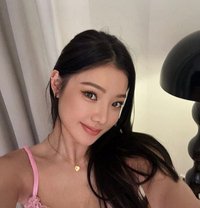 Zoey Pink pussy - puta in Singapore Photo 4 of 6
