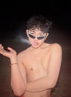 Fluky Femboy - Male escort in Al Manama Photo 6 of 8