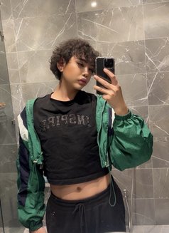 Fluky Femboy - Male escort in Al Manama Photo 7 of 8