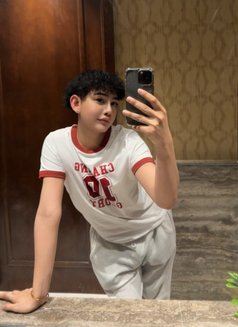 Fluky Femboy - Acompañantes masculino in Doha Photo 4 of 4