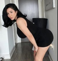 Flux - escort in Xian