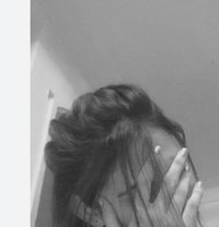 Lili - escort in Muscat