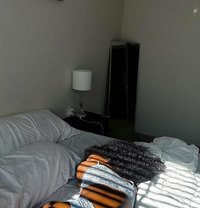 Fola - escort in Okinawa Island