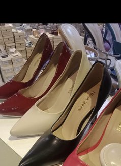 Foot Queen Mistress Nana - dominatrix in Pattaya Photo 1 of 3