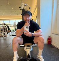 Lucas XXL for Females & Couples 🇩🇪 - Male escort in Bangkok