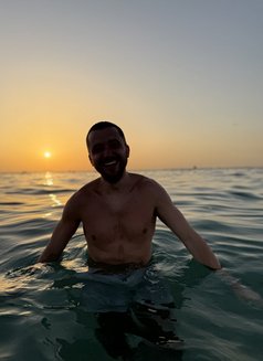 ️ for girls and couples only 🫂 - Male escort in Dubai Photo 8 of 9