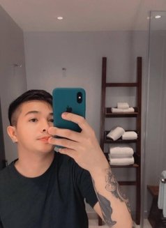 FOR HIRE STUDENT 🇹🇭🇵🇭 - Male escort in Makati City Photo 7 of 13