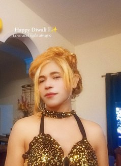 For Hot Guys - Transsexual escort in Bangalore Photo 5 of 11