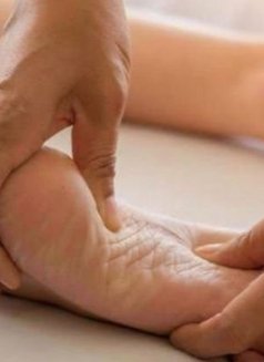 FOR LADIES-Tantra/Erotic/Sensual Massage - masseur in Dubai Photo 7 of 7