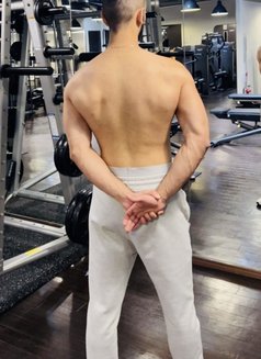 Hot Man {Women &couples}Whatsap me - Acompañantes masculino in Doha Photo 6 of 10