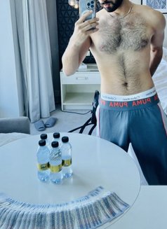 Hot Man {Women &couples}Whatsap me - Acompañantes masculino in Doha Photo 10 of 10