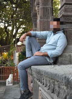 For some fun - Acompañantes masculino in Indore Photo 3 of 3