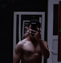 For women - Male escort in Ajmān