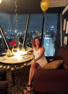 Foreign RUSSIAN escort in Bangkok Juli - puta in Bangkok Photo 12 of 19