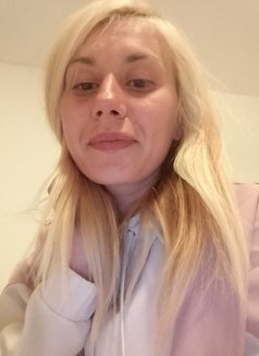 Tecom First ٧ VIP DUBAI News 17 - puta in Dubai Photo 8 of 9