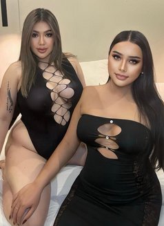 Four hands lady and ladyboy - Acompañantes transexual in Riyadh Photo 10 of 12