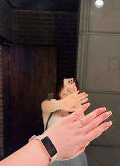 Rana - escort in Dubai Photo 4 of 5