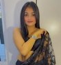 Fozia Hot - puta in Dubai Photo 4 of 7