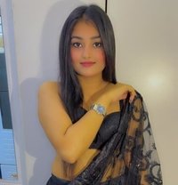 Fozia Hot - puta in Dubai Photo 4 of 7