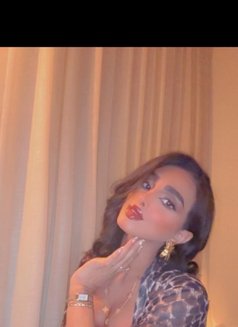 Fr7 - Transsexual adult performer in Riyadh Photo 8 of 8