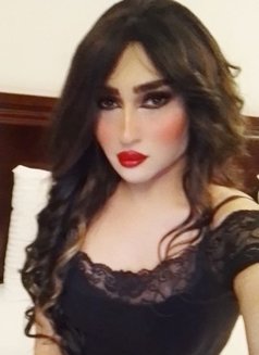 Frah_shemale - Transsexual escort in Erbil Photo 2 of 9