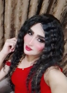 Frah_shemale - Transsexual escort in Erbil Photo 6 of 9
