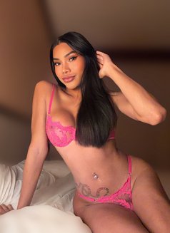 Framiiz - Transsexual escort in Bangkok Photo 13 of 14