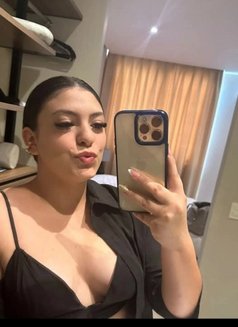 Francella - puta in Panama City Photo 3 of 3