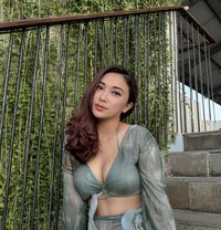Francesca - puta in Bali Photo 3 of 6