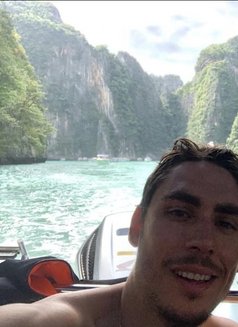 Francesco Italian Man - Male escort in Dubai Photo 4 of 4