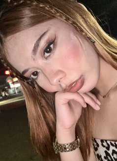 Franchesca - adult performer in Manila Photo 2 of 5