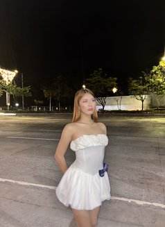 Franchesca - adult performer in Manila Photo 3 of 5