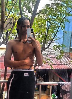 Francis/mt/for Hire - Male escort in Manila Photo 3 of 5