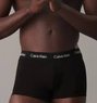 Franco - Male escort in Cairo Photo 2 of 4