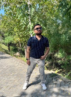 Francys - Male escort in Ahmedabad Photo 4 of 5
