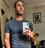 Frank - Male escort in Paris Photo 1 of 5