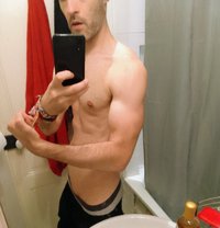 Frank - Male escort in Paris