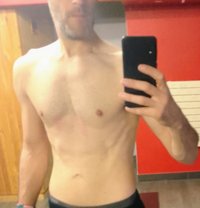 Frank - Male escort in Paris