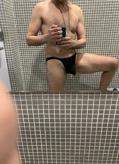 Frank - Acompañantes masculino in Dubai Photo 5 of 5