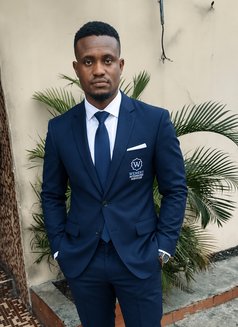 Frank Ruzzy - Male escort in Port Harcourt Photo 6 of 6