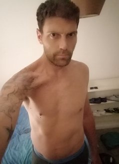 Frank - Male escort in Cape Town Photo 1 of 5