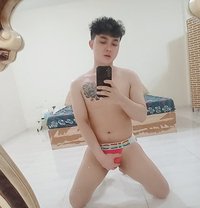 Frank - masseuse in Muscat