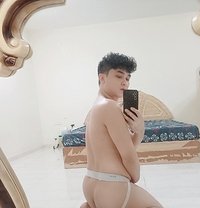 Frank - masseuse in Muscat