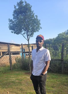 Frankkk - Male escort in Nairobi Photo 1 of 1