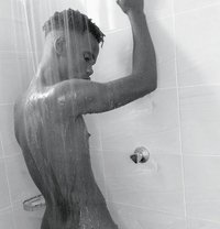 Frankly - Male escort in Nairobi