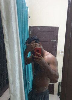 Franko J - Acompañantes masculino in Kottayam Photo 2 of 3