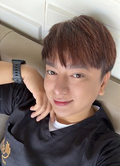 Franz - masseur in Riyadh Photo 3 of 6