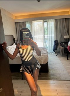 Freaky Shwanty - escort in Nairobi Photo 7 of 11