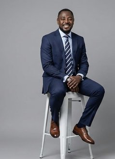 Fred for Ladies and Couples - Male escort in Dubai Photo 1 of 3